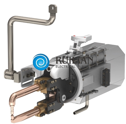 น้ำหล่อเย็น 0.4Mpa 8.5L / นาทีอุปกรณ์เชื่อมแบบกำหนดเองคู่มือช่างเชื่อมแคลมป์